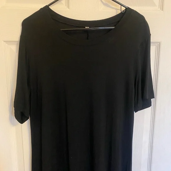 4/$10 Black t-shirt dress, size XL - Picture 2 of 6